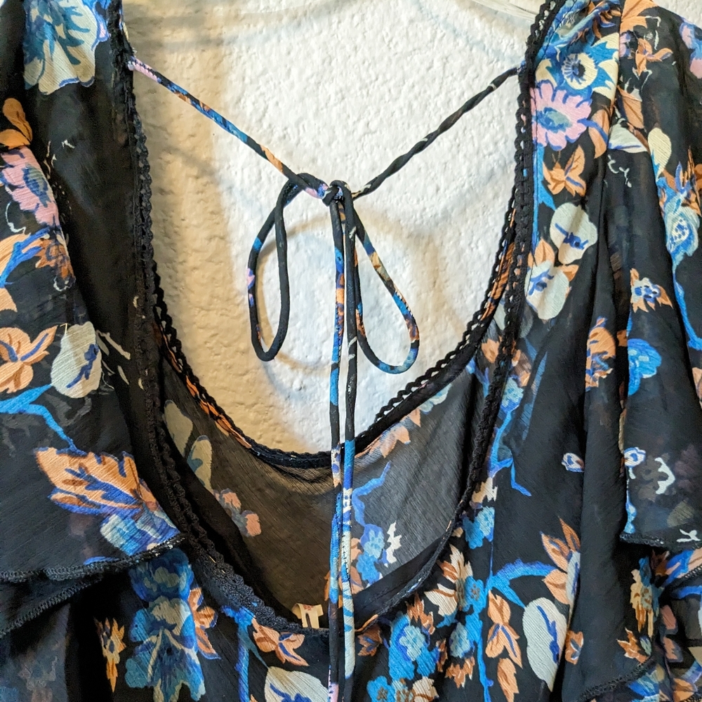 Free People Love to Love Floral Mini Dress Short Flutter Sleeves S EUC Revolve - Picture 6 of 14